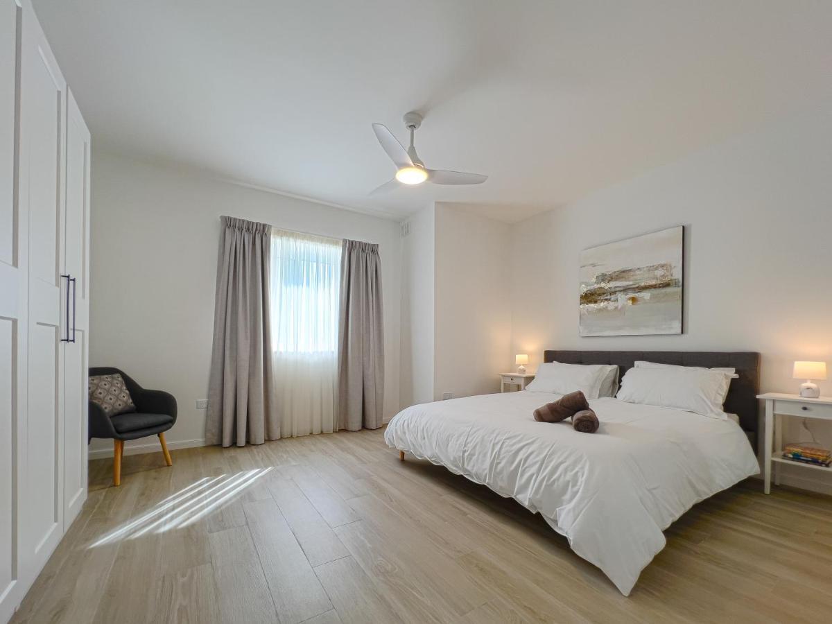 شقة 21 Townhouse In St Julians سانت جوليان المظهر الخارجي الصورة