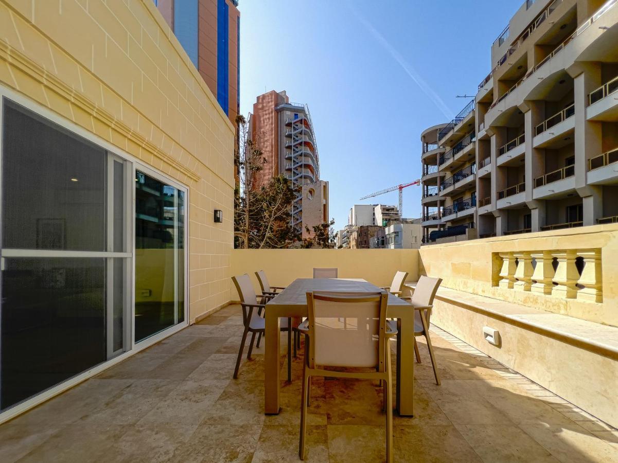 شقة 21 Townhouse In St Julians سانت جوليان المظهر الخارجي الصورة
